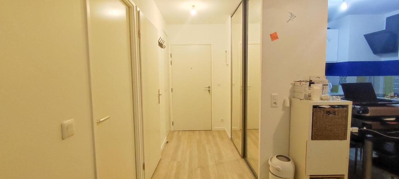 Jolie Appartement Avec Un Jardin Meaux Esterno foto